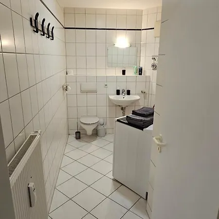 Apartment 5 *